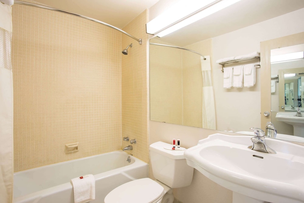 Travelodge By Wyndham Wytheville 15/43