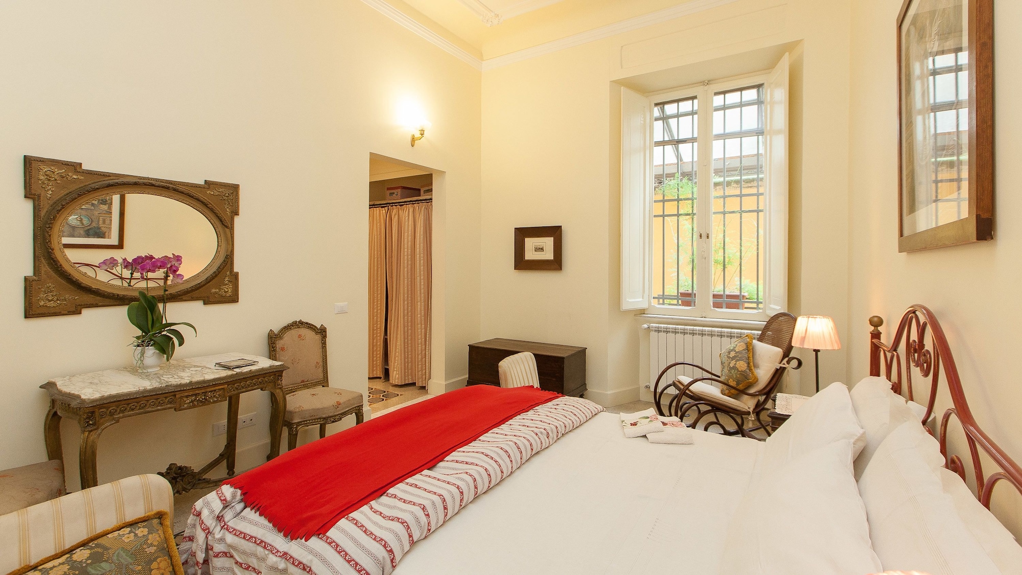 2 BEDROOMS, APARTMENT