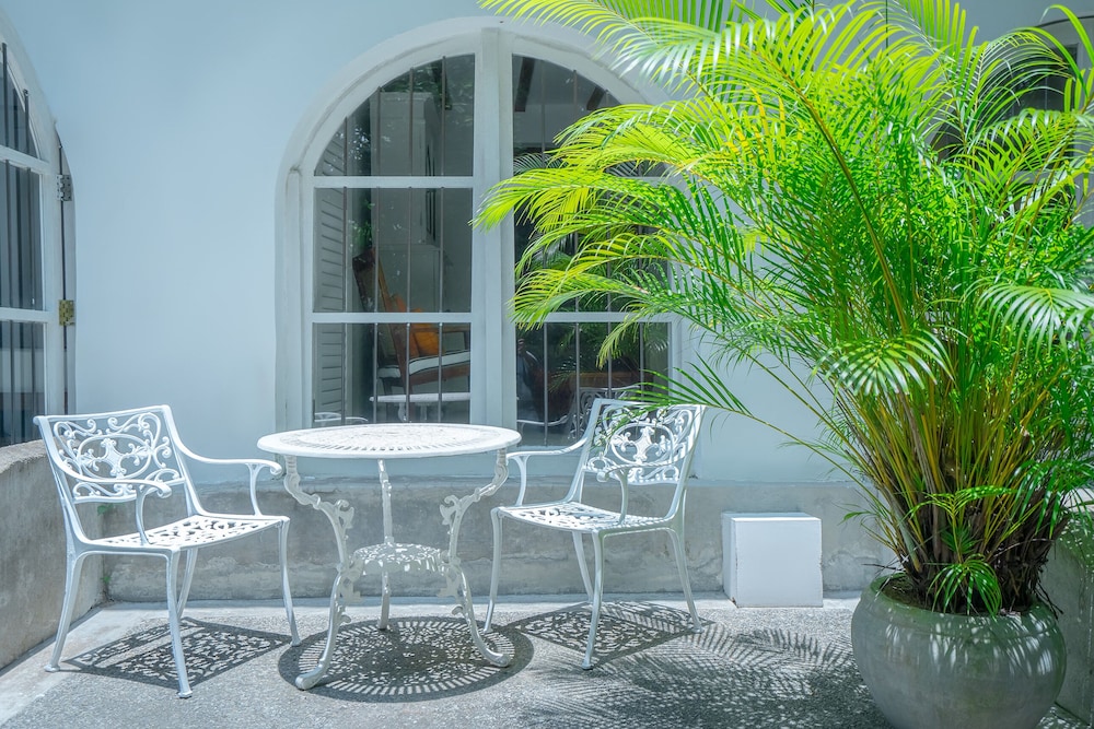 The Kandy House 3/50