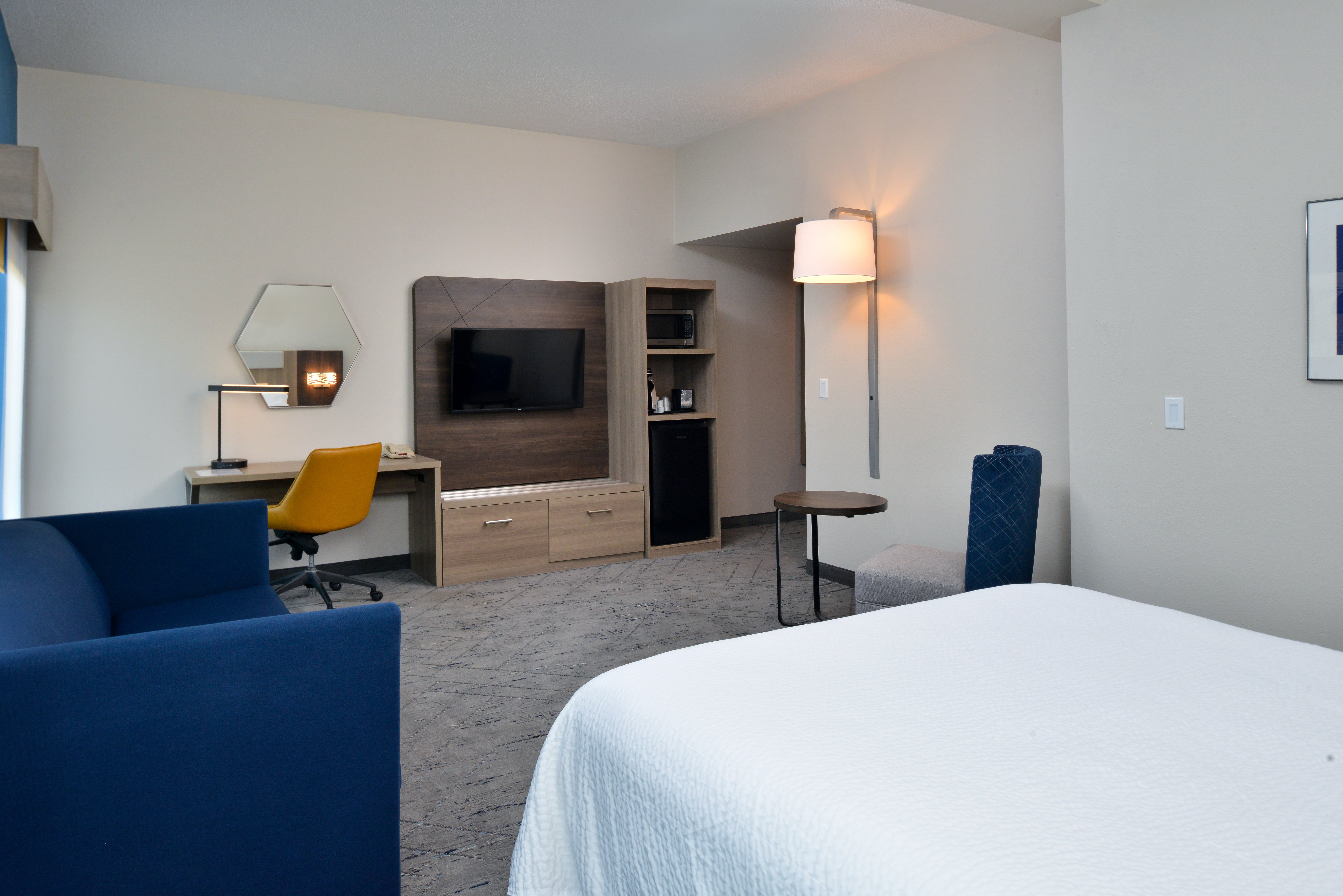 Room, Queen Bed, Accessible
