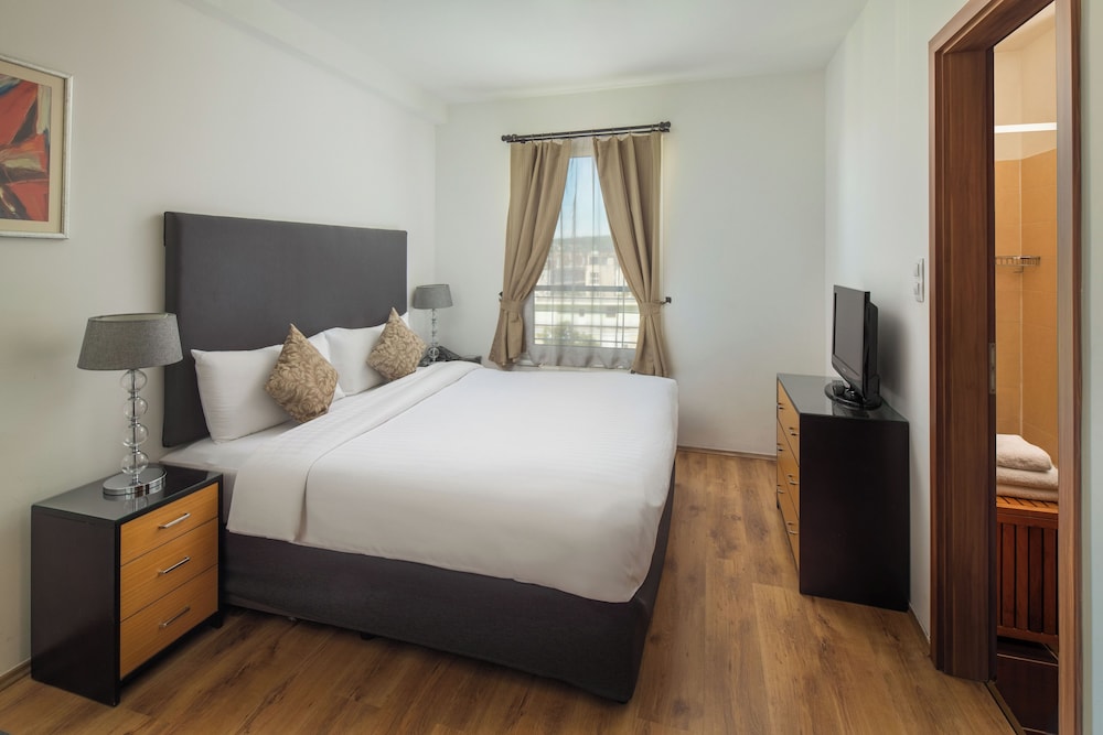 3 Bedrooms, Penthouse Suite, 3 King Beds
