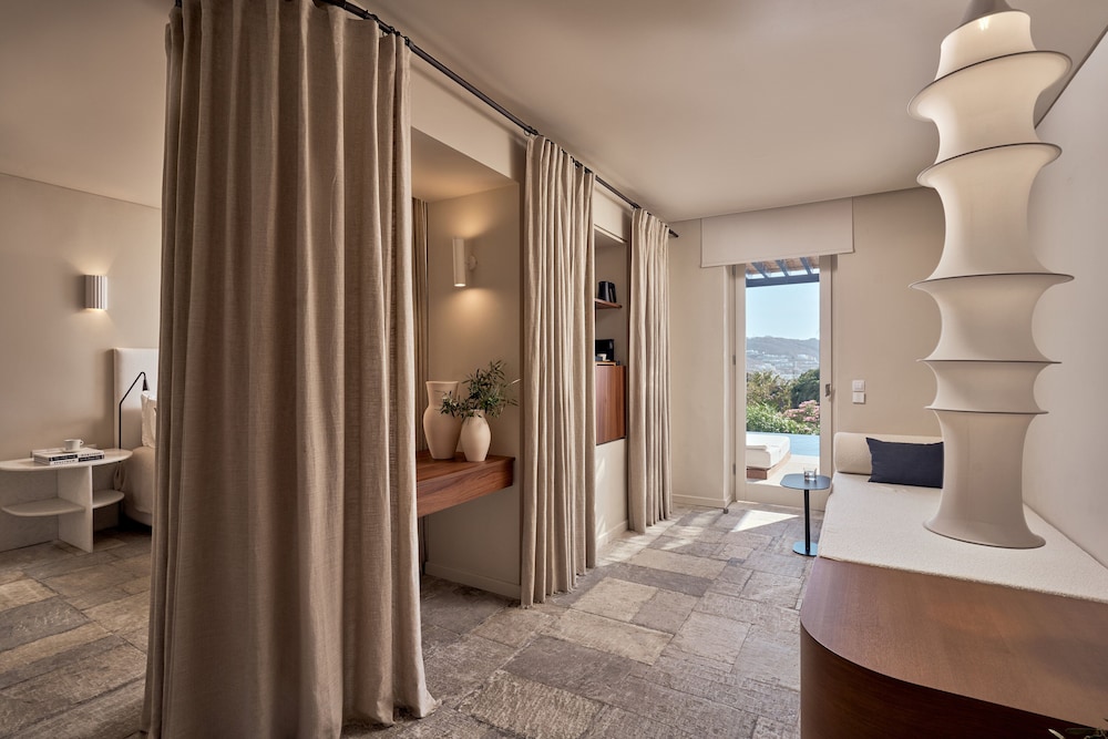Mykonos Theoxenia Luxury Boutique Hotel 4/50