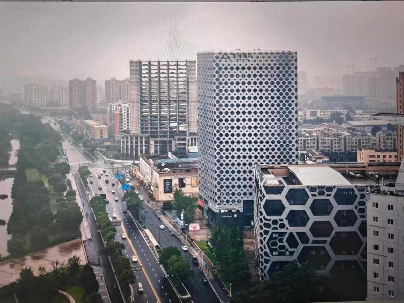 Atour Hotel (Xiangshan People's Square) 4/52