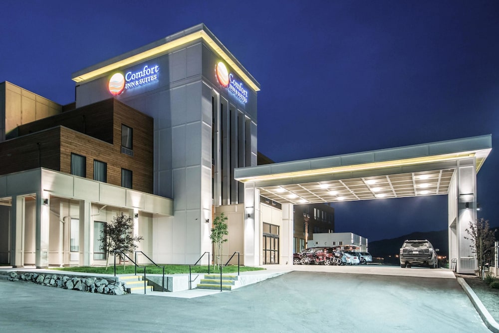 Comfort Inn & Suites Merritt BC 3/45
