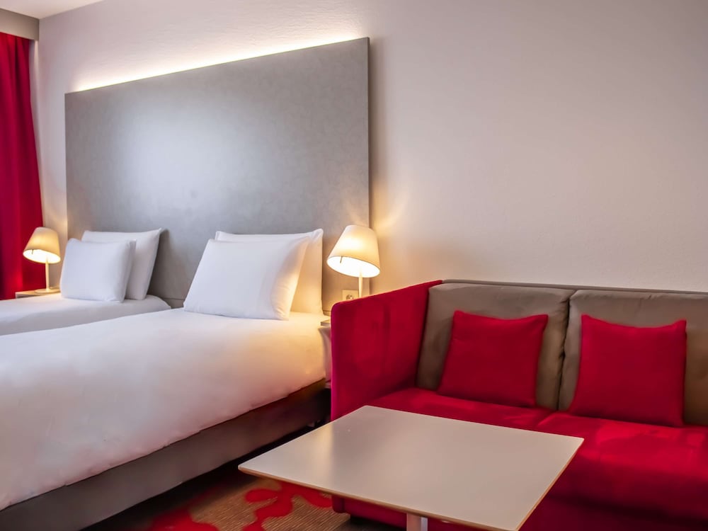 Mercure Tours Nord 22/69