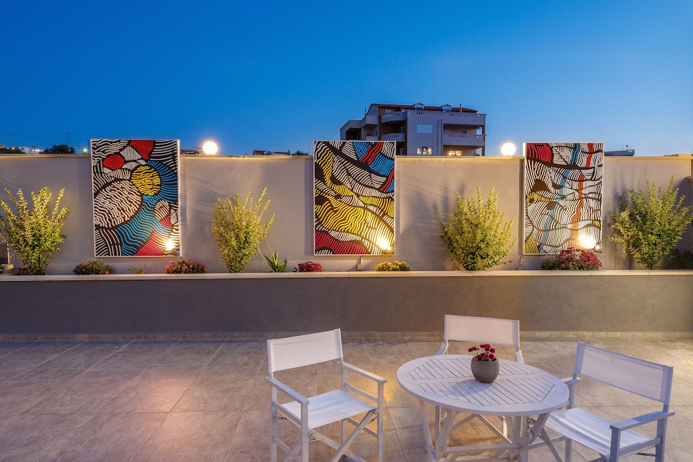 Talos Luxury Suites 36/50