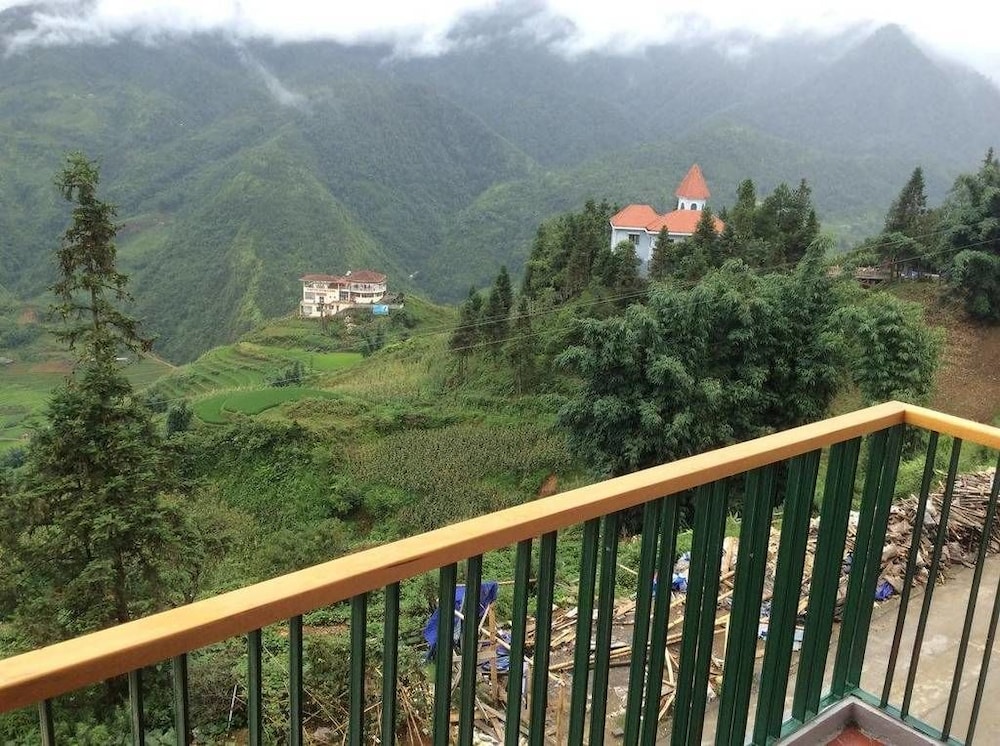 Sapa Scenery Hotel 38/45