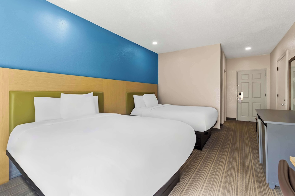 Room, 2 Queen Beds, Accessible