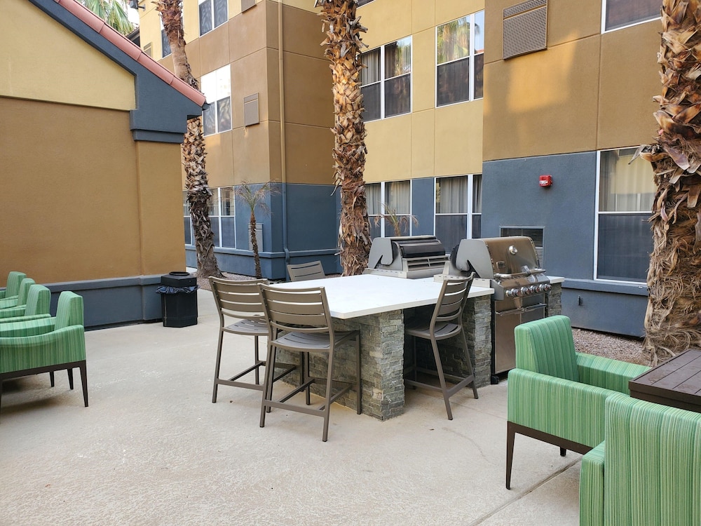Homewood Suites by Hilton Phoenix Chandler 27/39
