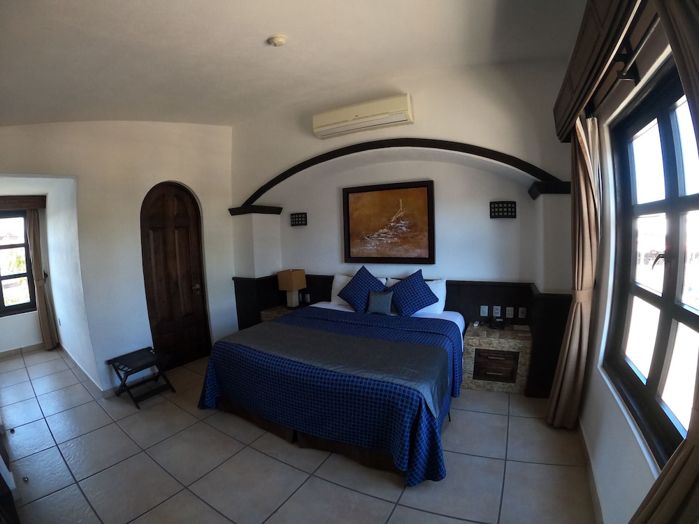 The Latit Hotel Queretaro 10/40