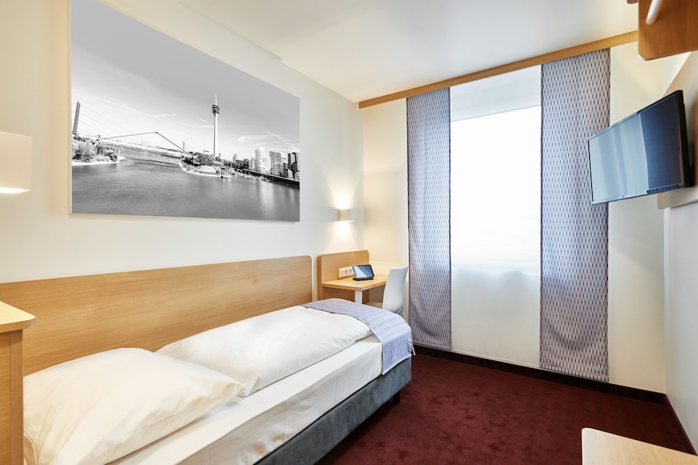 Mcdreams Hotel Düsseldorf-City 4/35