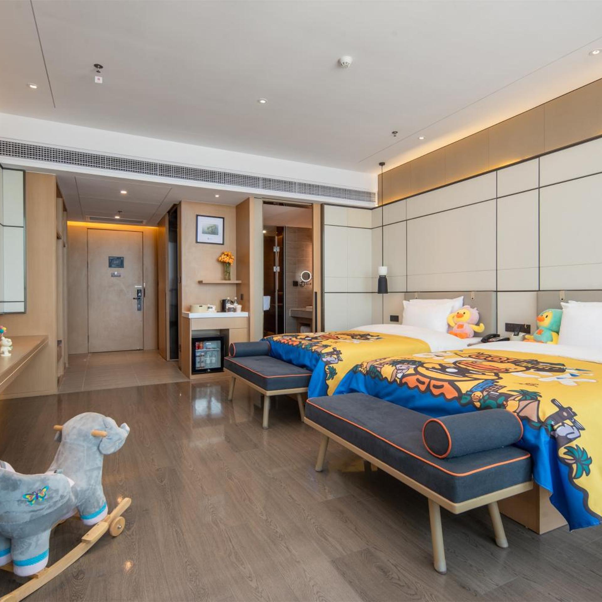 Atour Hotel (Huayi Square, Zhongshan Old Town) 15/60