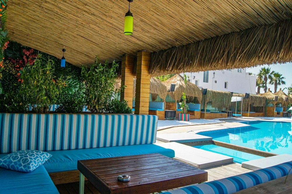 Dream Palace Bodrum (Ex Gumbet Sun Club Hotel) 7/23