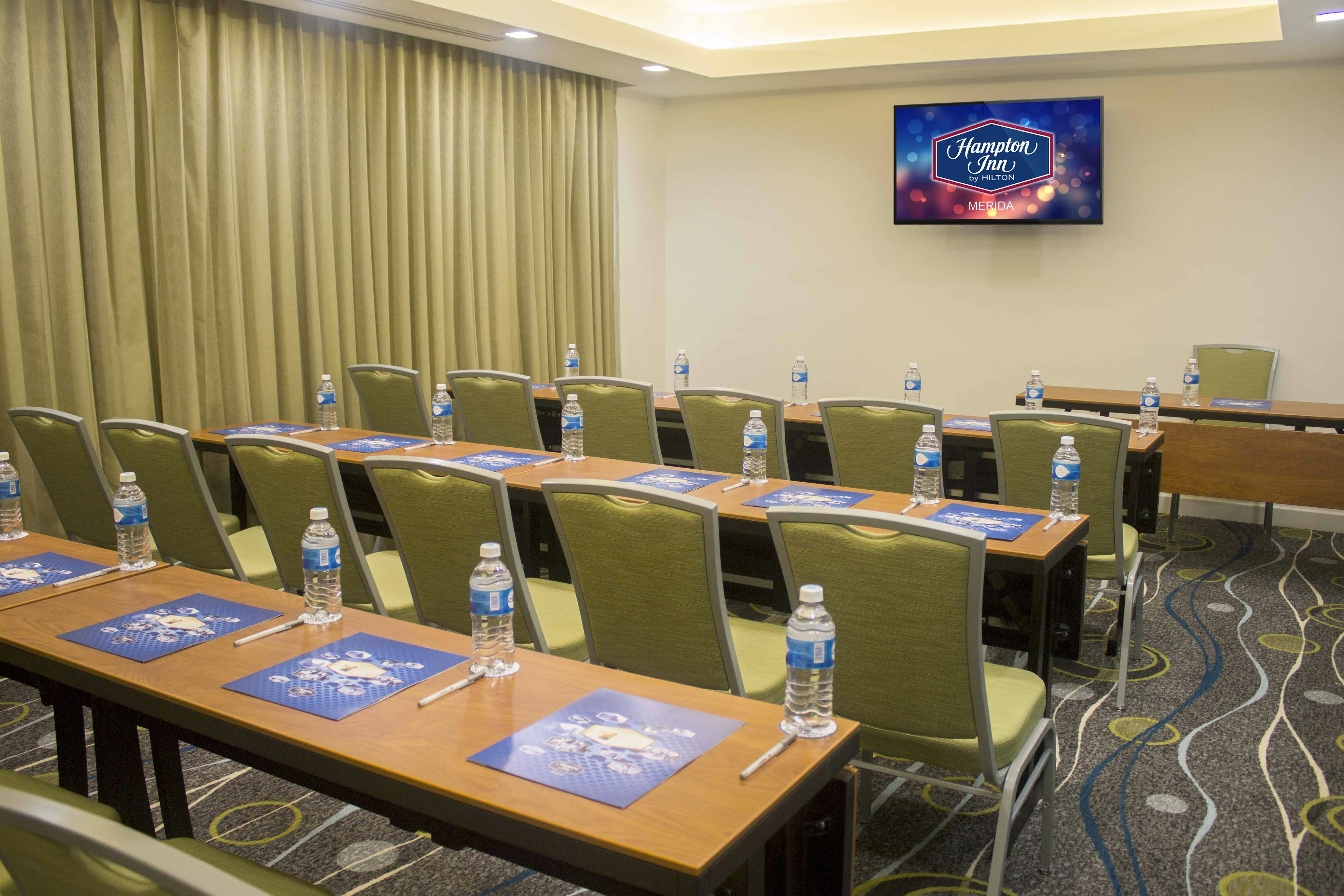 Hampton Inn by Hilton Merida 34/40