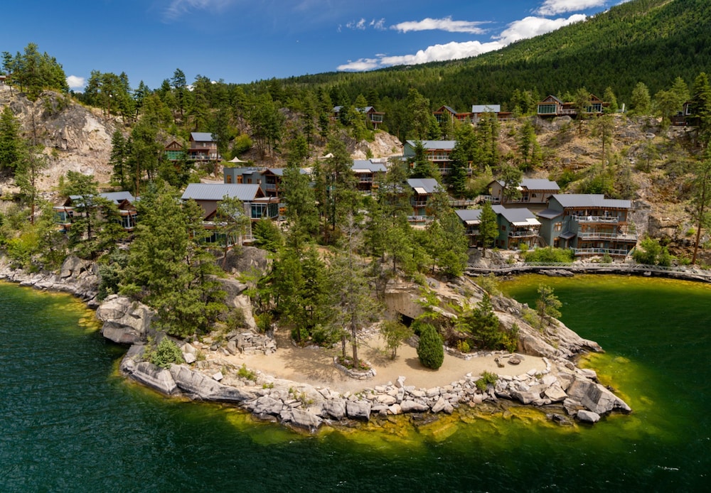 The Outback Resort 57/66