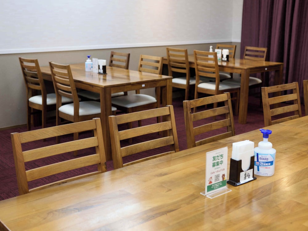 Okasan Hotel 41/58
