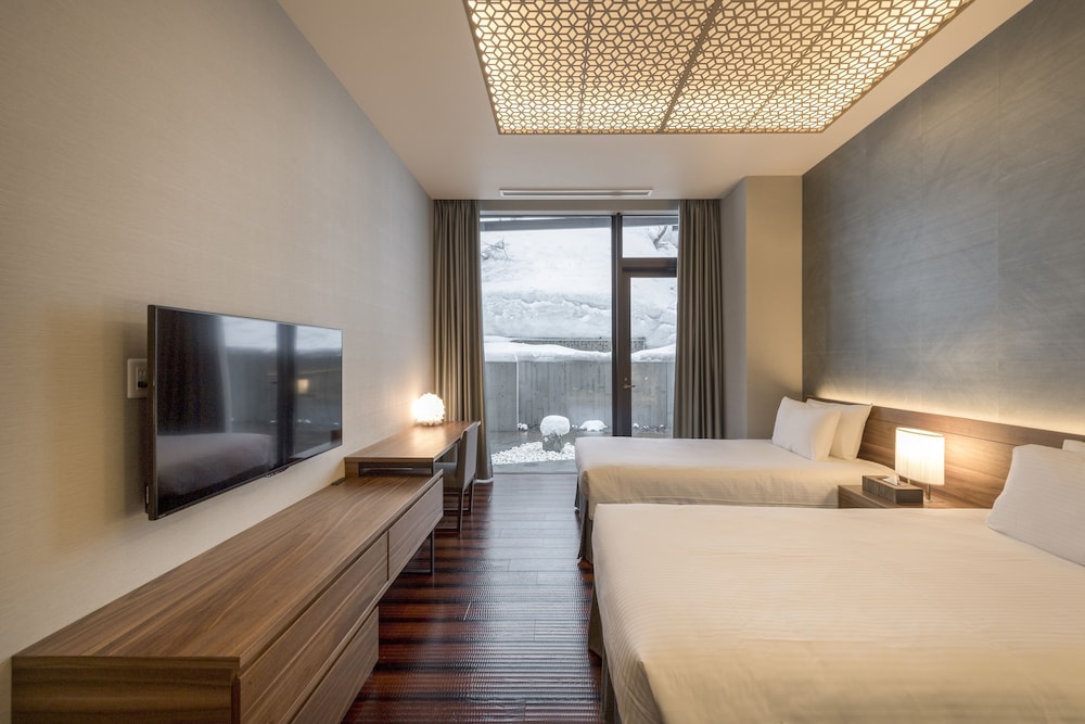 4 Bedrooms, Residence, 1 King and 5 Single Beds, Resort View