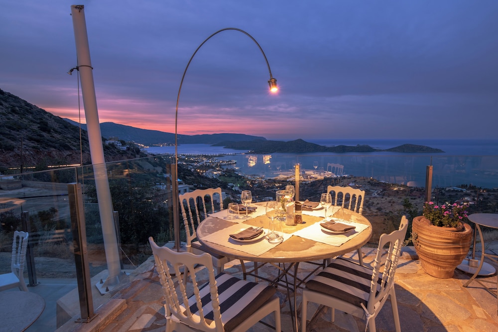Adrakos Apartments 53/78