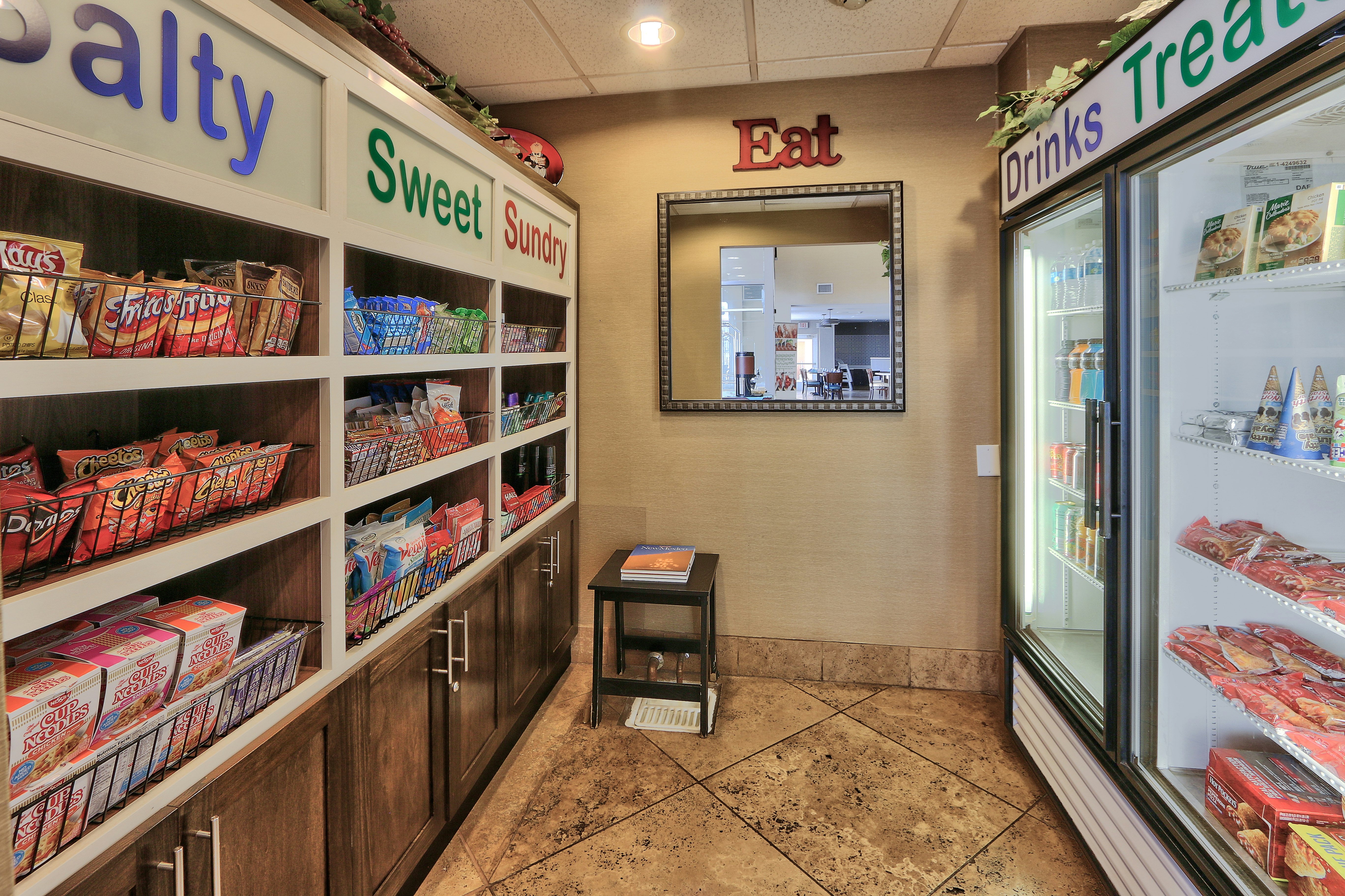 Holiday Inn & Suites Albuquerque-North I-25 35/48