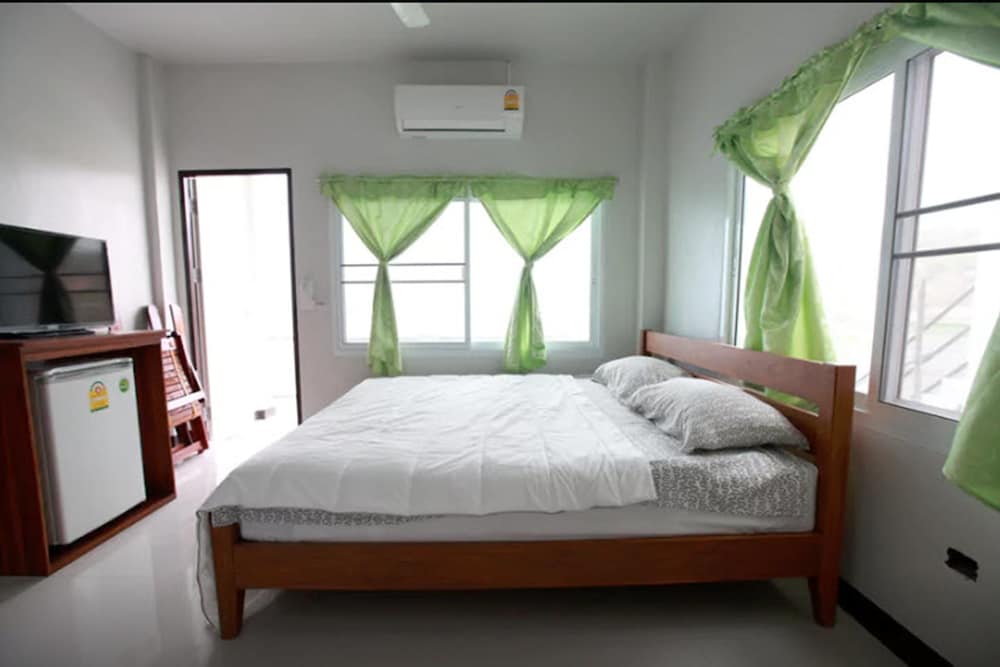 Koh Sichang Unseen 13/40