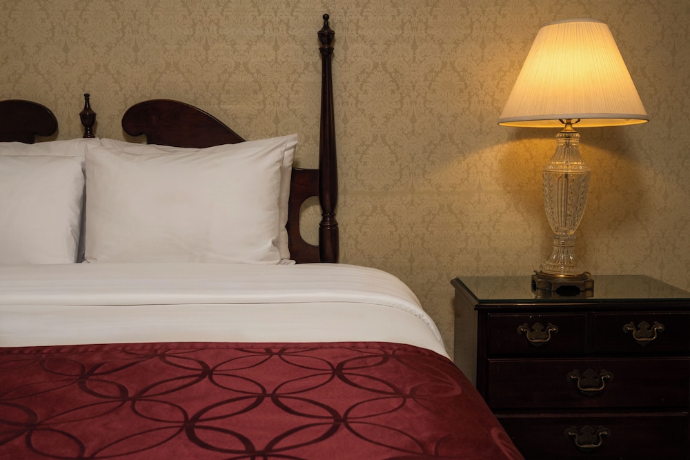 Carlyle Hotel 37/70
