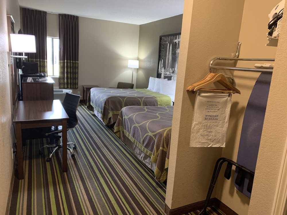 Harmony Hotel Hernando 21/35
