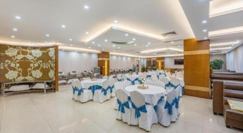 Vienna International Hotel (Guangzhou Tianhe Olympic Sports Dongpu) 39/49