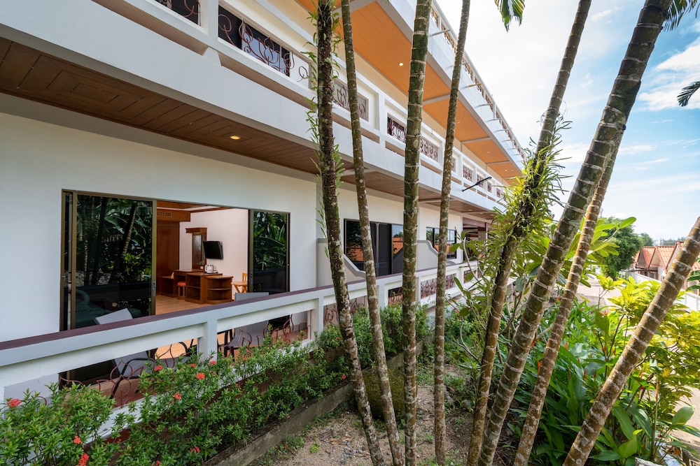 Memory Karon Resort 10/67