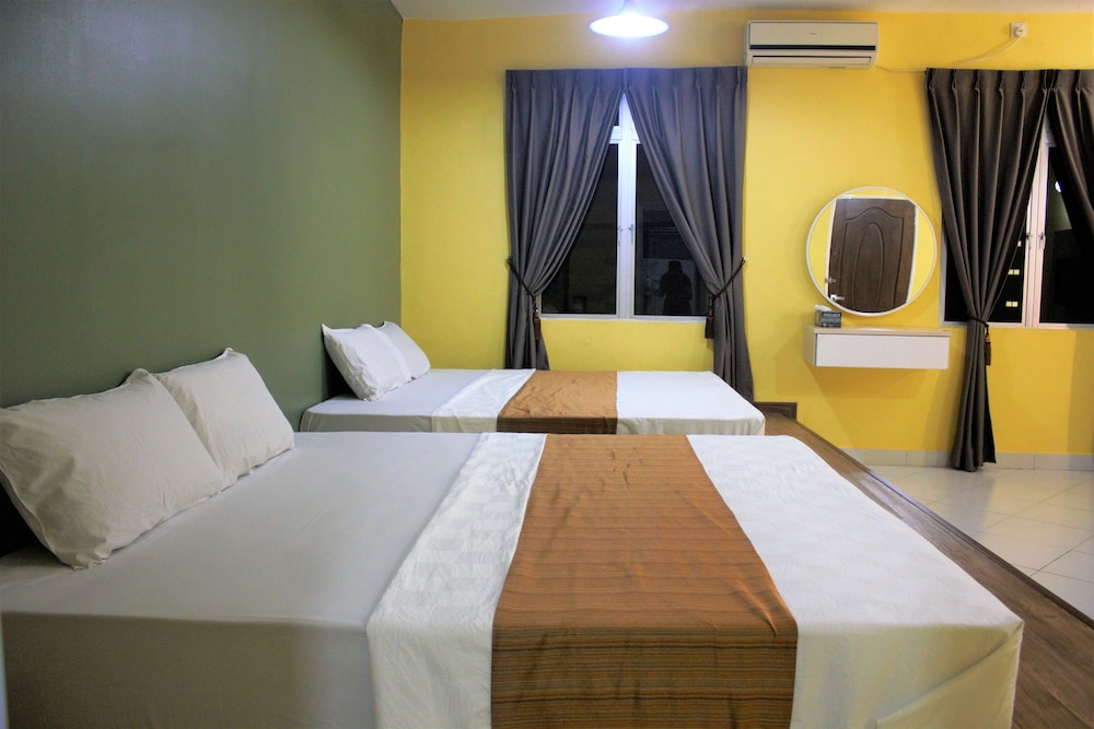 Aeon Tebrau Homestay & Hotel 15/62