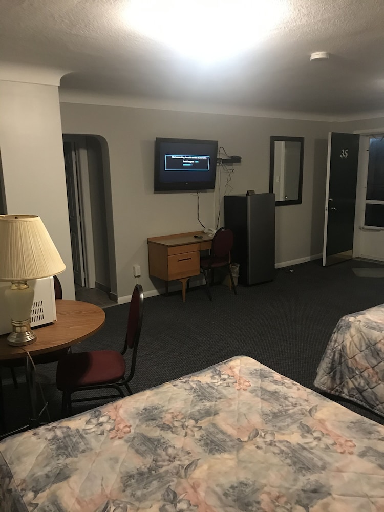 The Gables inn 22/64