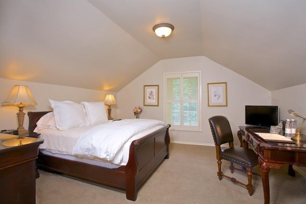 Dunleith Historic Inn 11/57