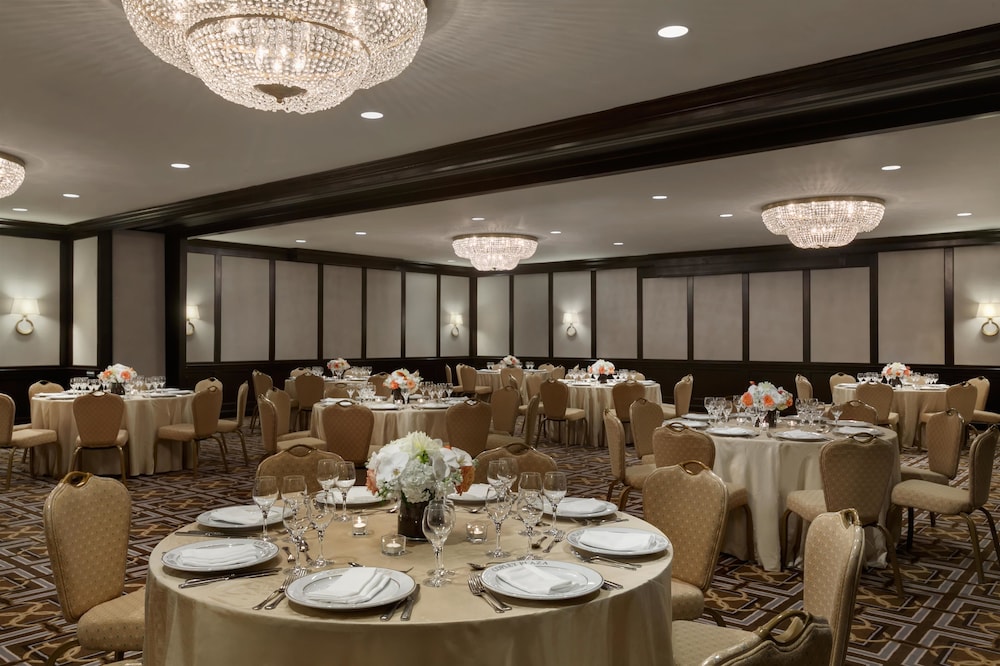 Fairmont Copley Plaza 90/105