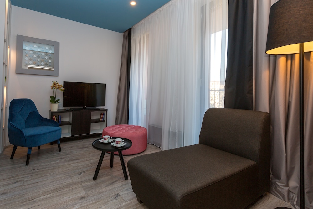 PARK INN BY RADISSON RESIDENCE RIGA BARONA 33/68