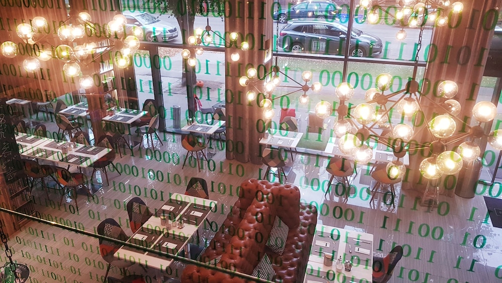 Science Hotel 35/37