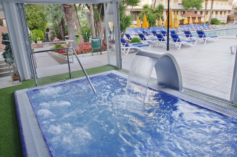 GHT Oasis Park & Spa 42/66