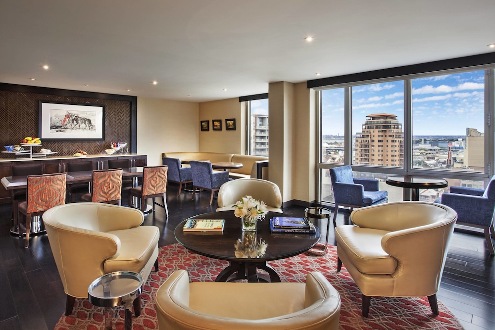 Sheraton LaGuardia East Hotel 21/27