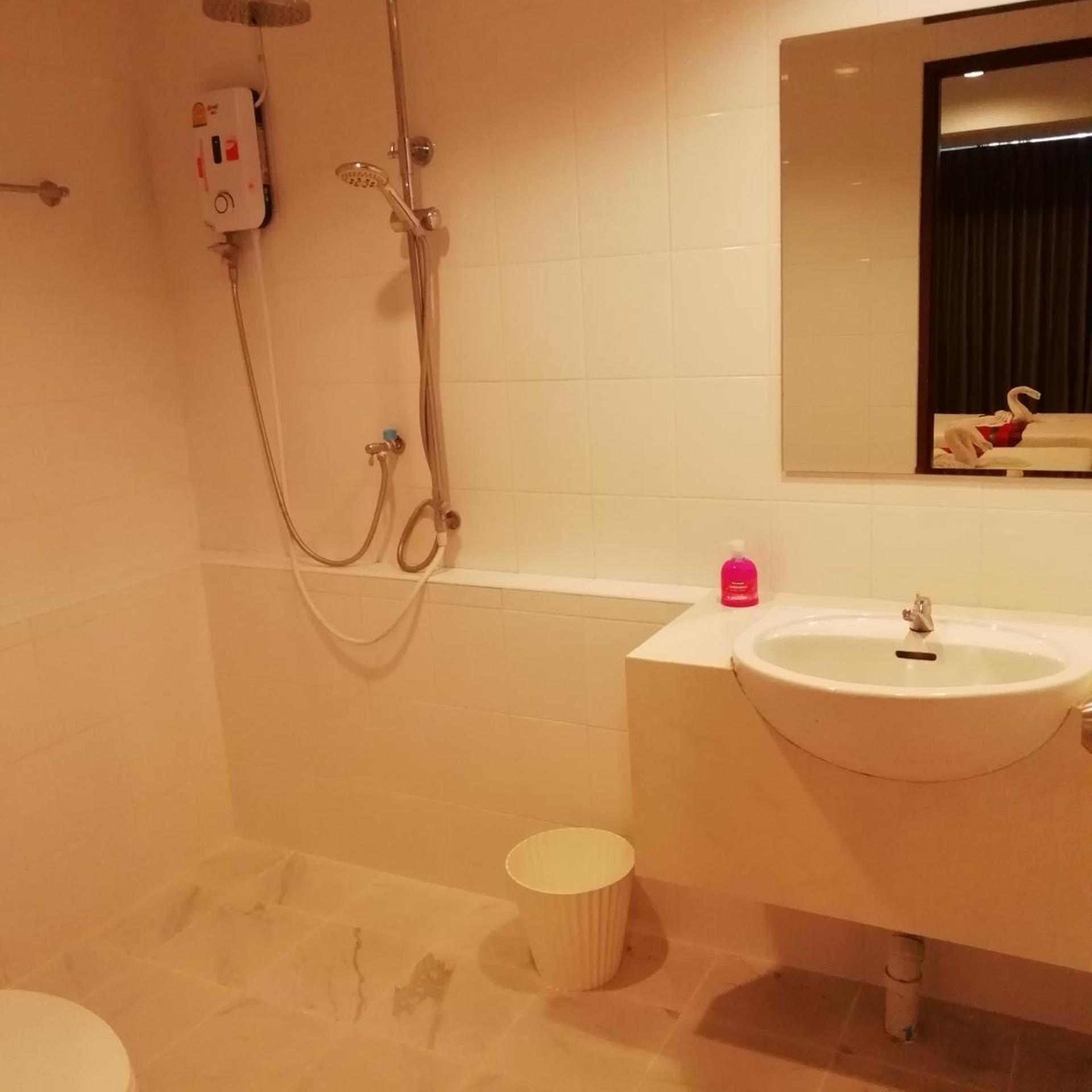 Little Lanna Premier Guesthouse 65/66