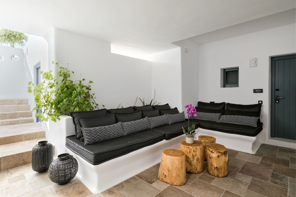Portes Mykonos Suites And Villas 38/77