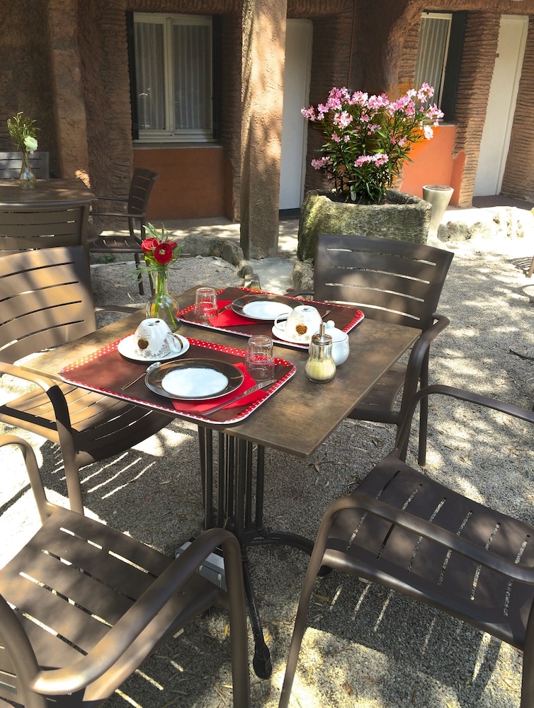 Le Magnan Hotel 38/67