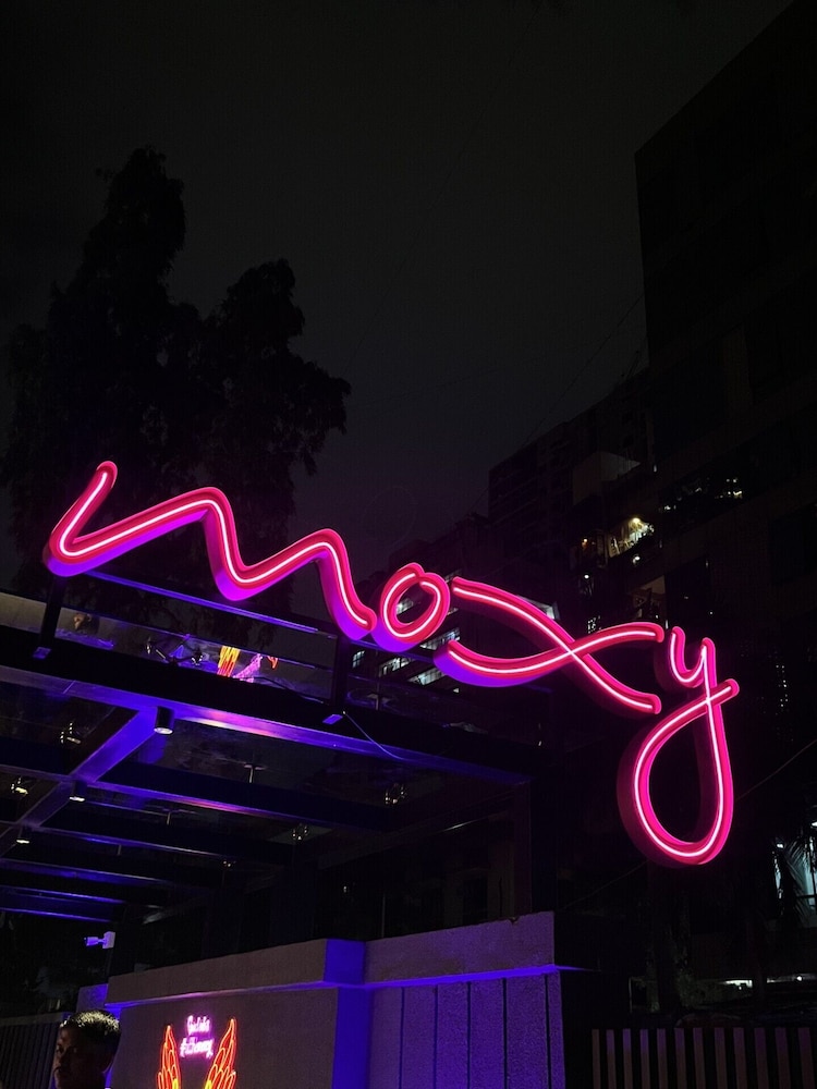 Moxy Mumbai Andheri West 4/40