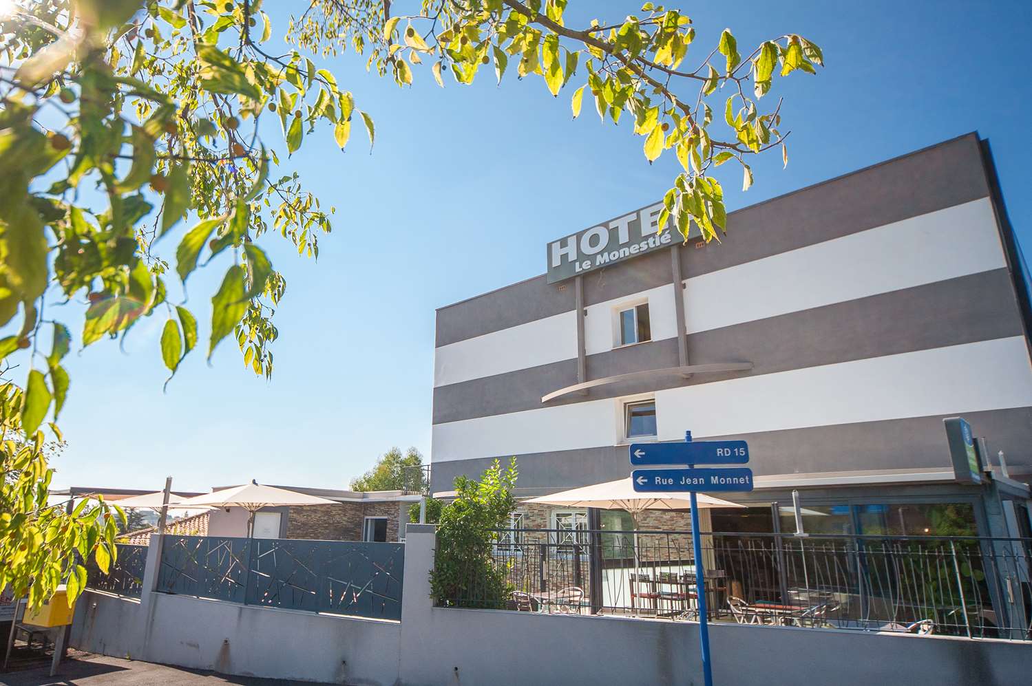 Sure Hotel by Best Western Beziers Le Monestie 1/17
