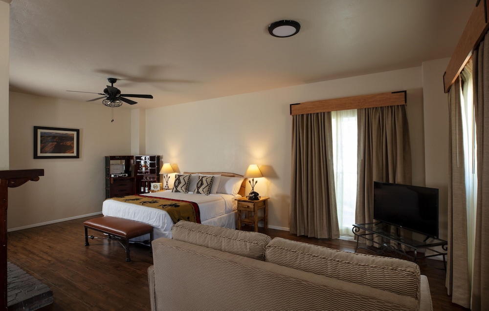 El Rancho Hotel 43/68