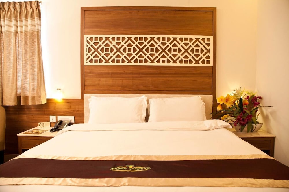 HOTEL PRINCE GARDENS 21/31