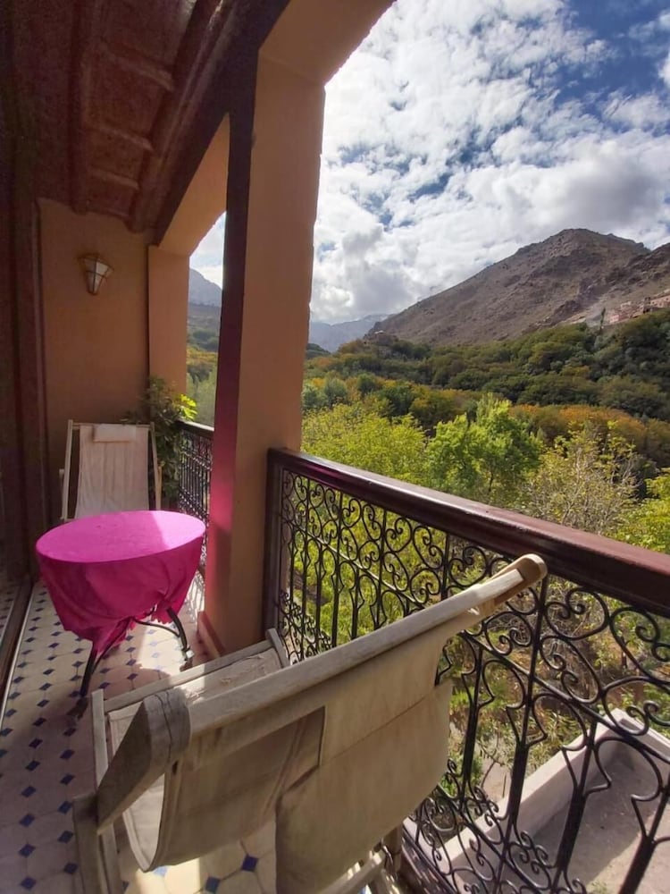 RIAD ATLAS TOUBKAL 9/62