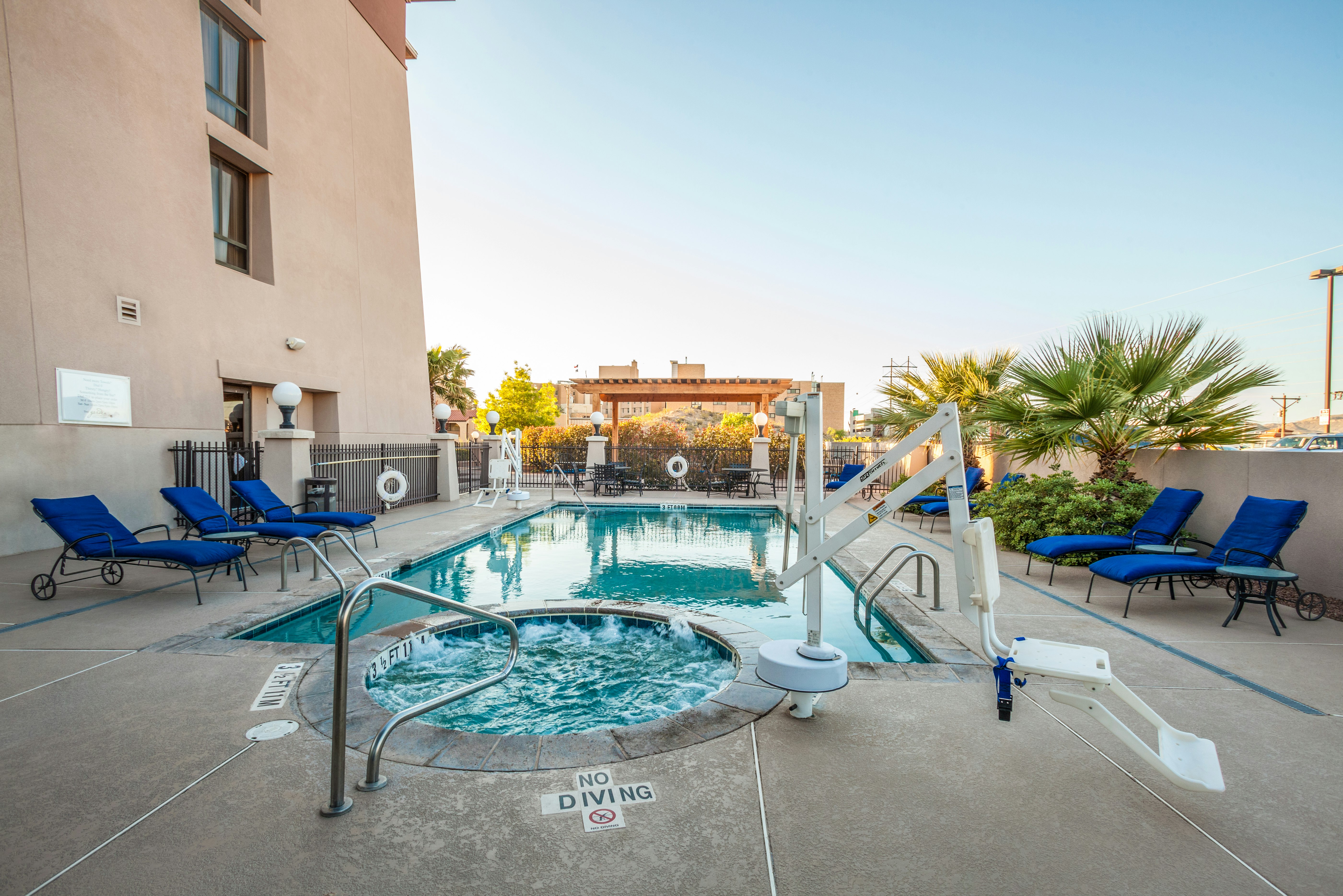 Hilton Garden Inn el Paso University 23/56