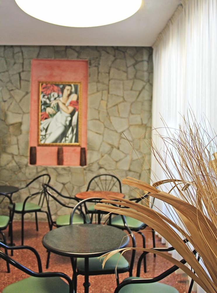 Hotel Primula Rimini 46/51