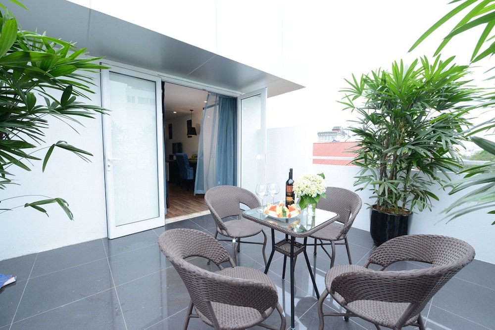 Hanoi Emerald Waters Hotel Spa 49/73