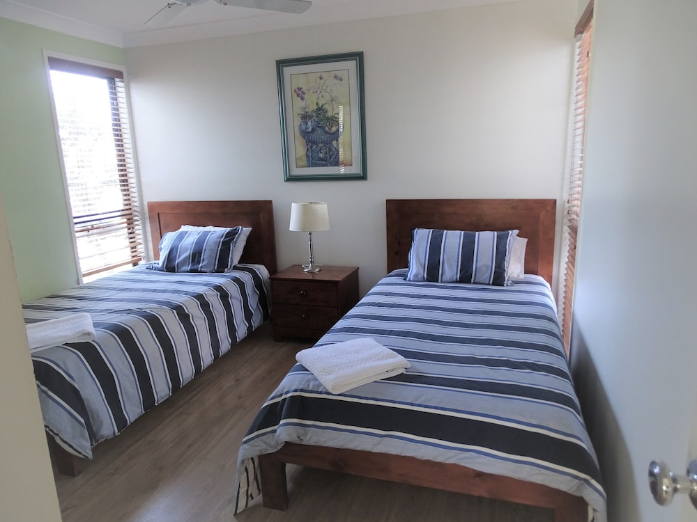 Pandanus Palms Resort 11/50