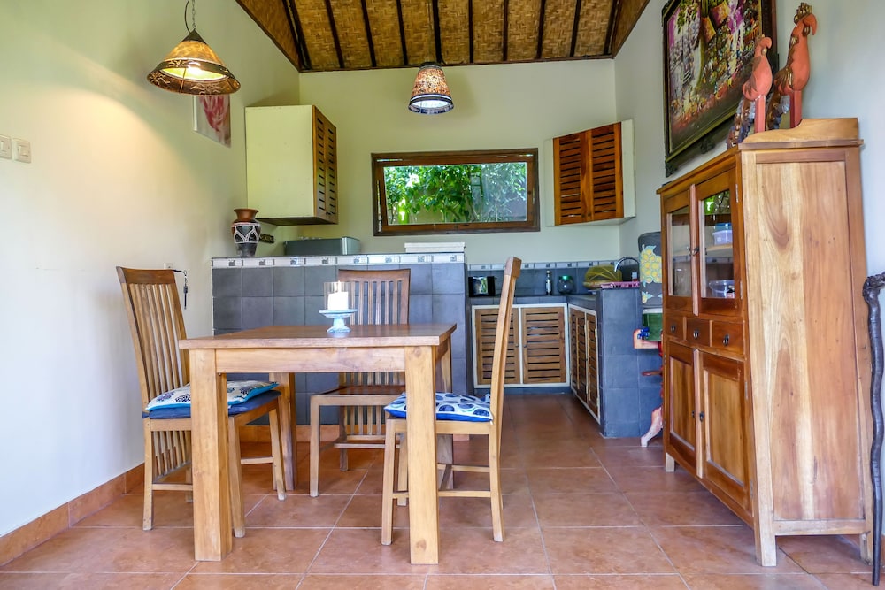 Devi's Place 39/50