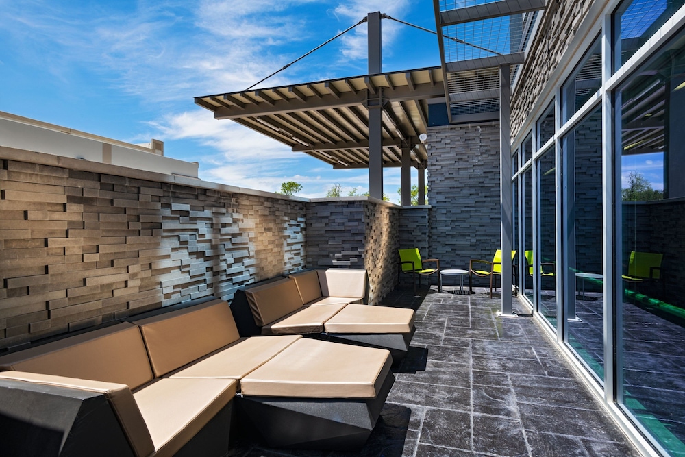 SpringHill Suites by Marriott Austin North 11/25
